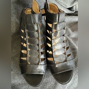 Black Naturalizer Sandal Heels size 10M